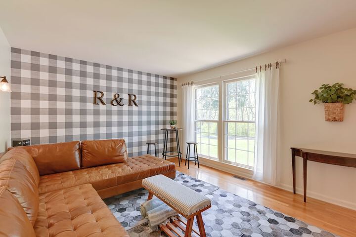 Chic Nashville-area Retreat w / Private Pool!