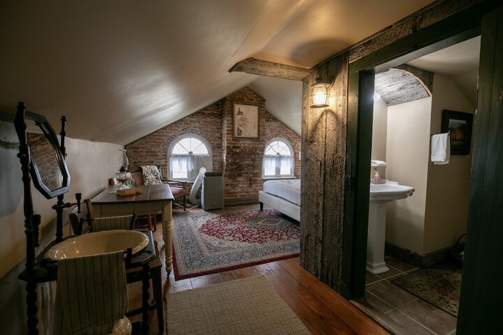 Room 20 of 29