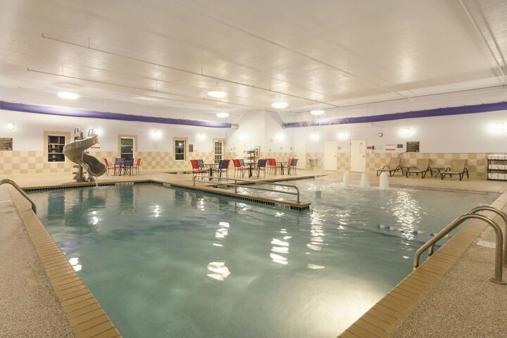 Pool 5 of 30