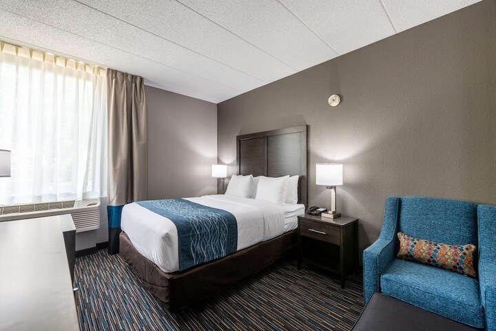 Room 44 of 67