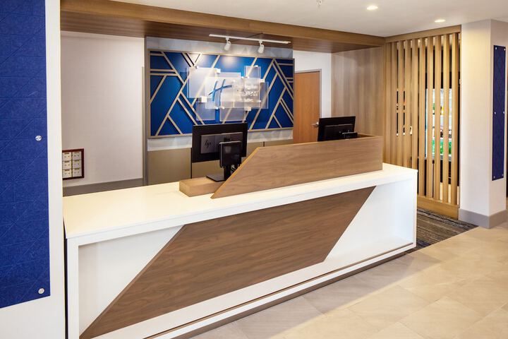 Holiday Inn Express & Suites Los Alamos Entrada Park by IHG