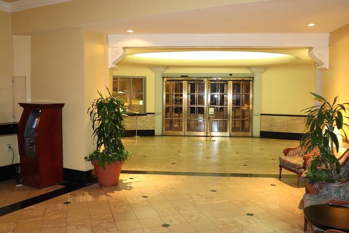 Hotel 4 of 58