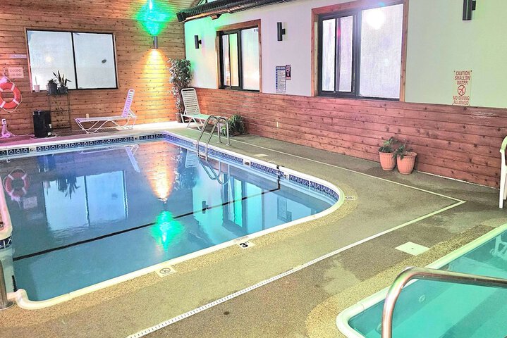 Days Inn by Wyndham Ozark Springfield