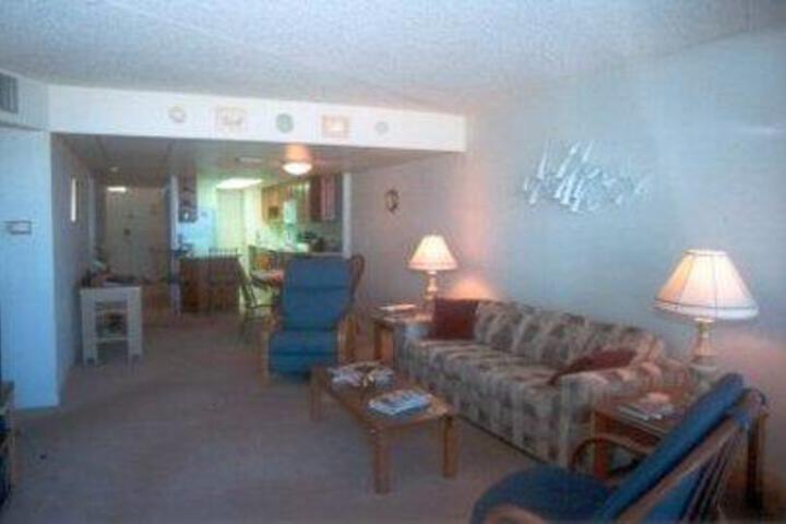Room 4 of 5