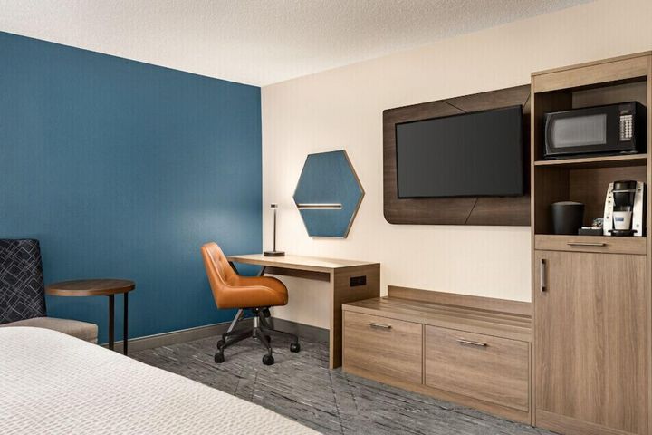 Room 26 of 36