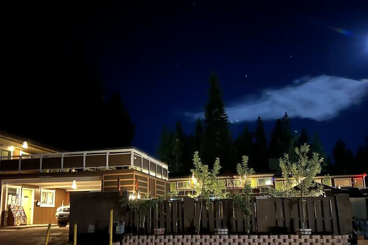 Hotel 5 of 43