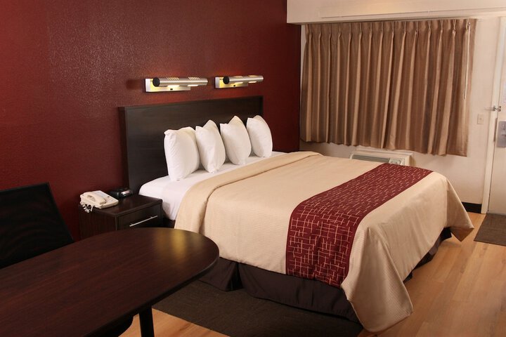 Room 18 of 19