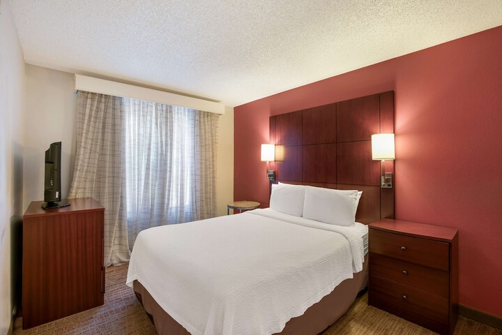Room 35 of 51