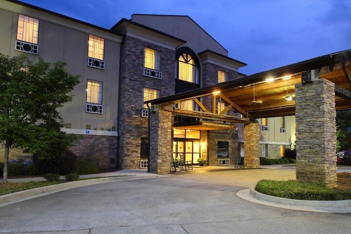 The Lodge on Lake Oconee