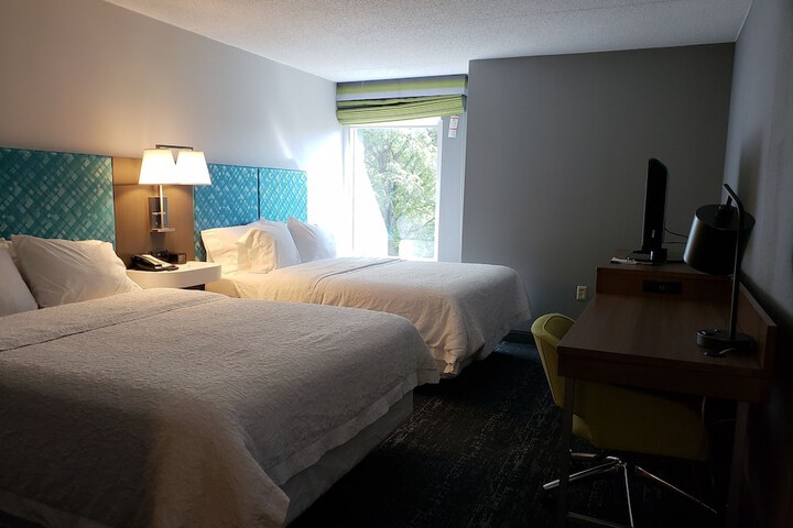 Room 42 of 169