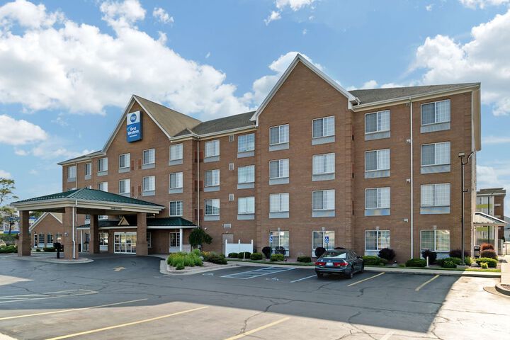 Hotel 2 of 44