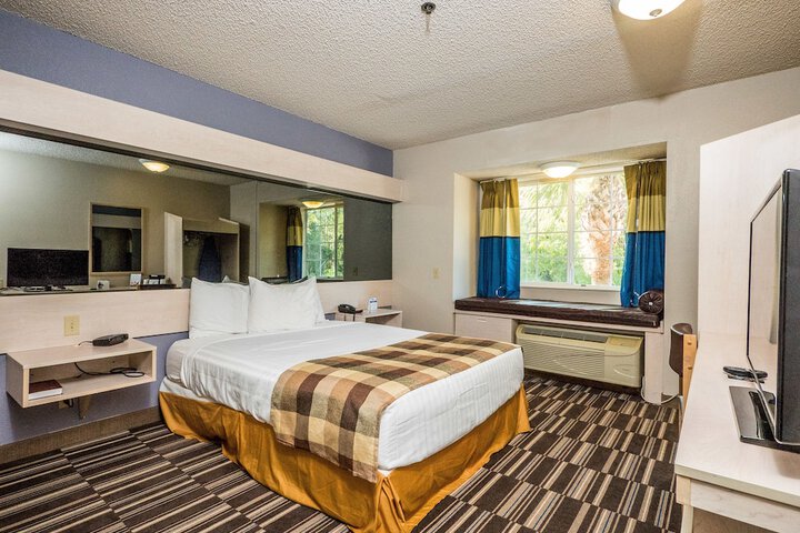 Microtel Inn & Suites by Wyndham Palm Coast I-95