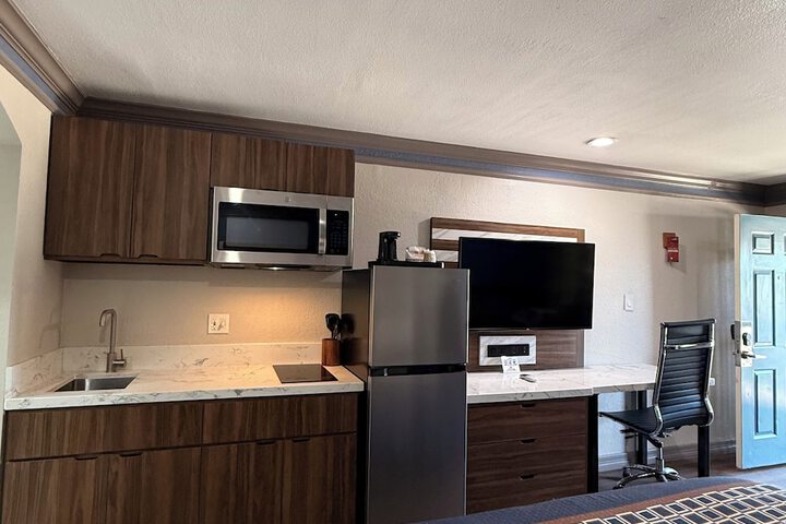 Americas Best Value Inn & Suites Alvin Houston