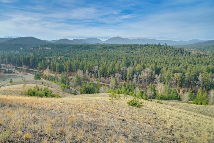 Mountain Views & Pool Access: Cle Elum Condo!