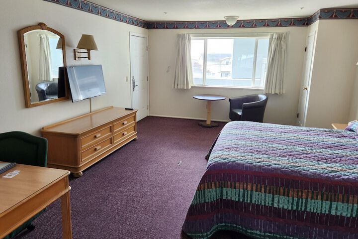 Room 29 of 40
