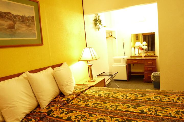 Room 38 of 44