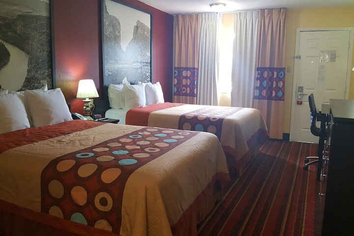 Room 18 of 31