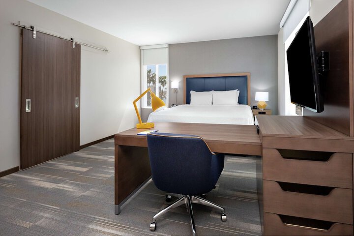 Room 21 of 54