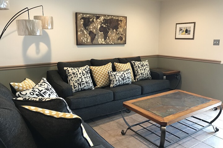Room 148 of 185