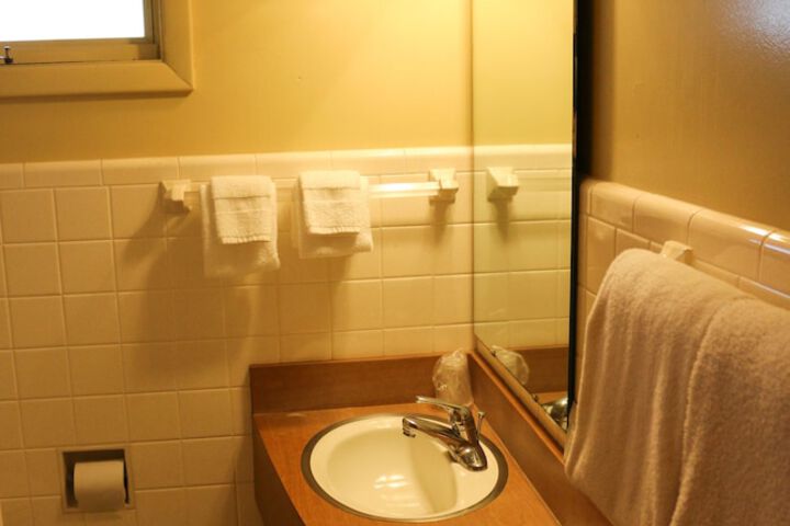 Room 14 of 24