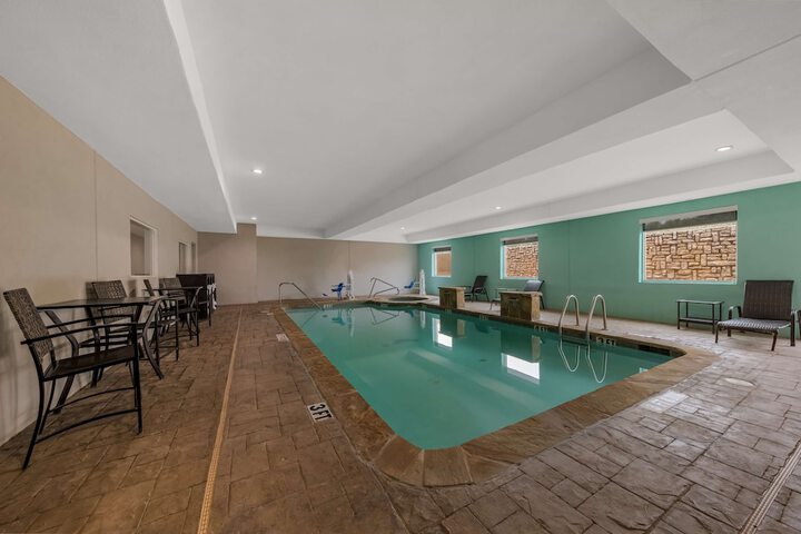 Pool 4 of 36