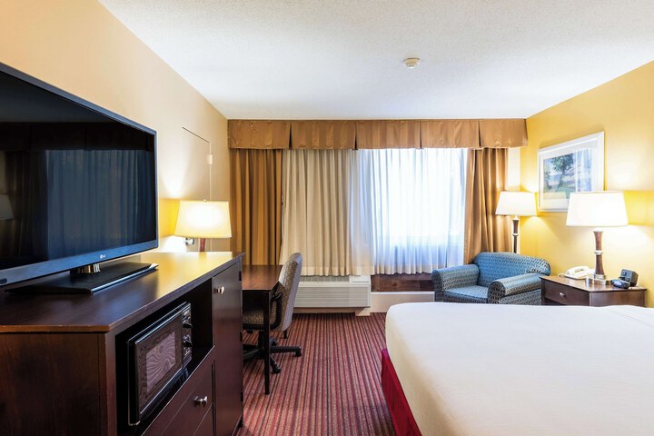 Room 32 of 113