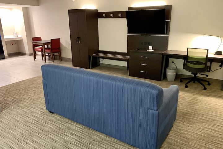 Holiday Inn Express & Suites Longview North by IHG