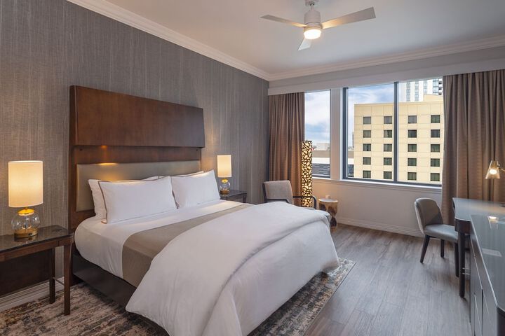 Room 20 of 51