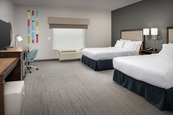 Room 17 of 34