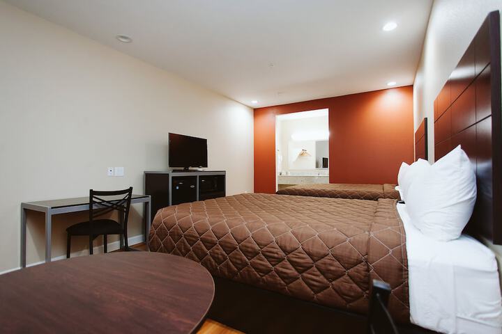 Room 26 of 46