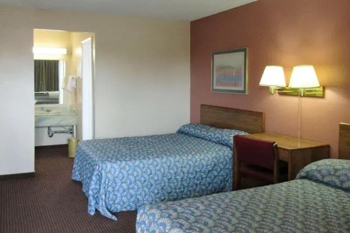 Rodeway Inn