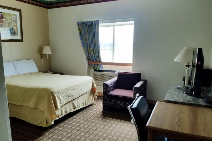 Room 28 of 37