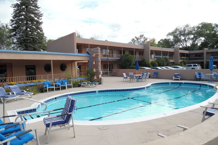 El Sendero Inn an Ascend Collection Hotel