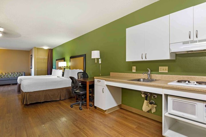 Extended Stay America Select Suites Hartford Manchester