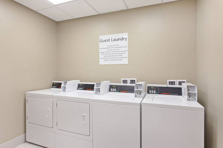 Holiday Inn Express & Suites Moses Lake by IHG