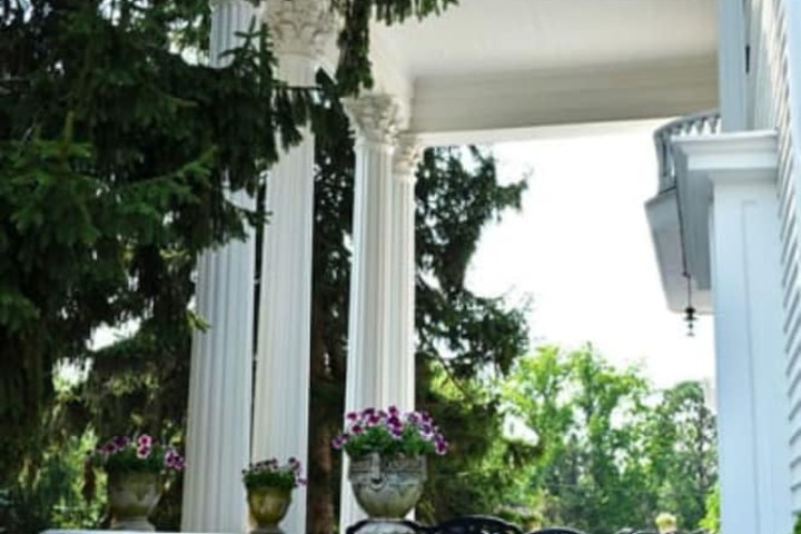 Albemarle Inn