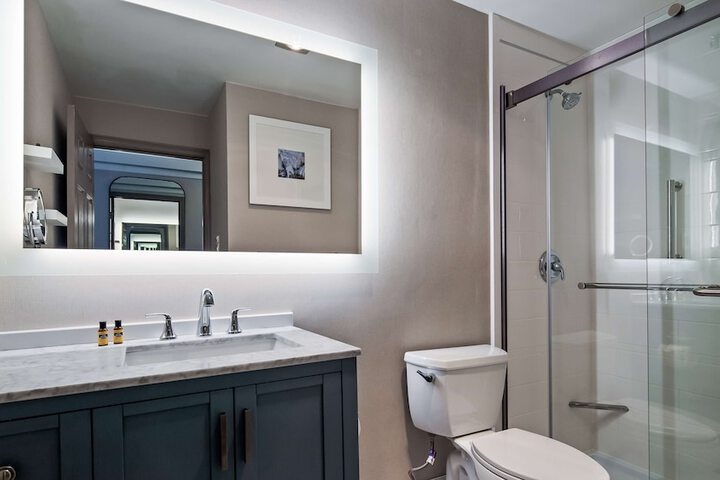 Room 4 of 26