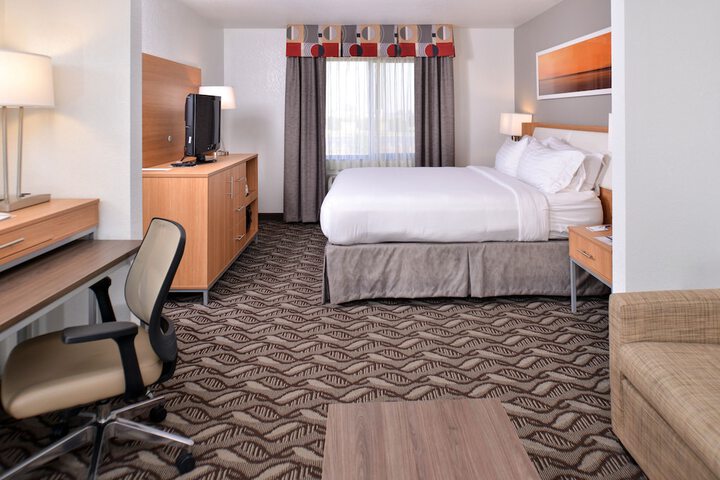 Room 21 of 40