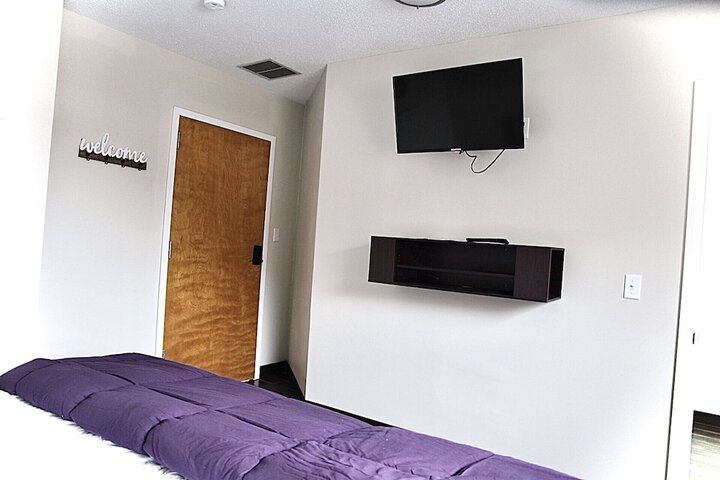 Room 60 of 66