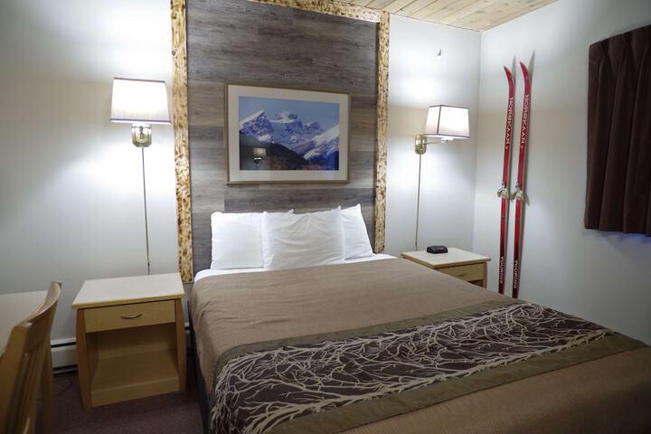 Room 12 of 42
