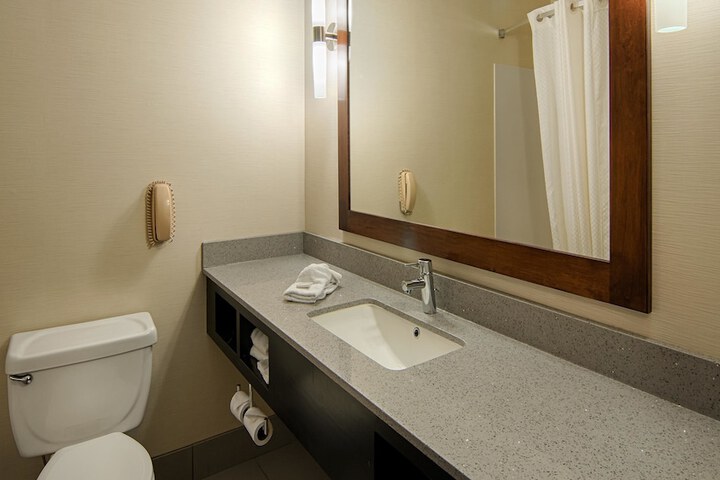 Room 21 of 46
