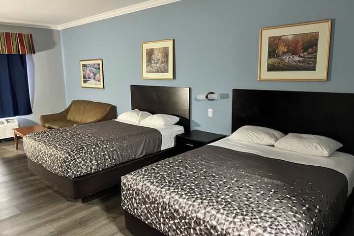 Room 5 of 14
