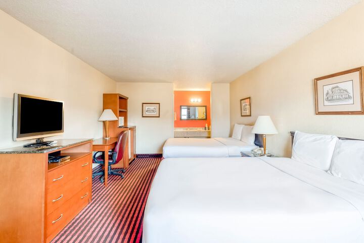 Rodeway Inn & Suites Jefferson