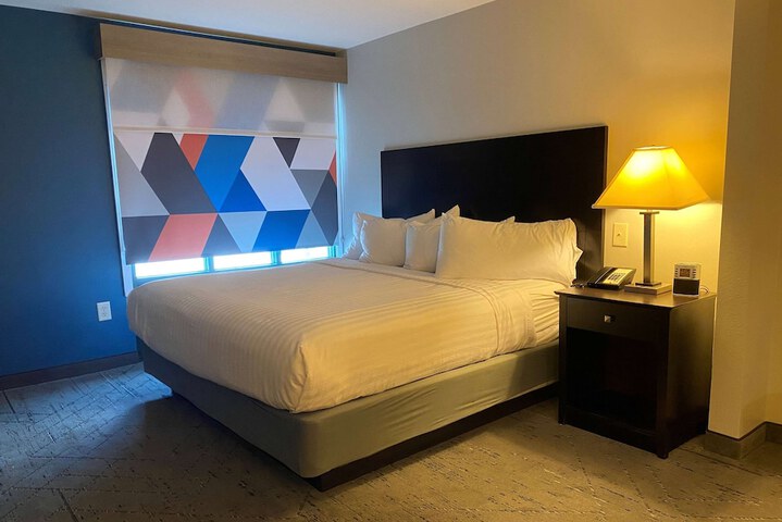 Room 47 of 63