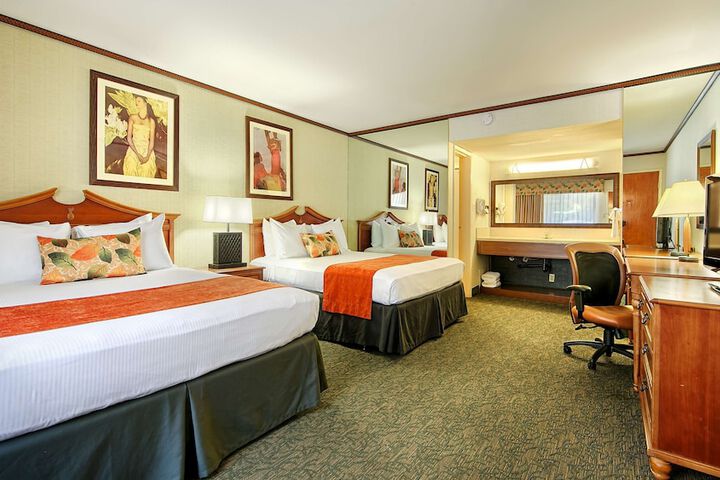 Room 16 of 27