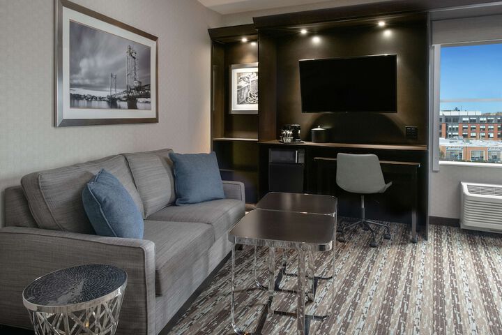 Room 40 of 63