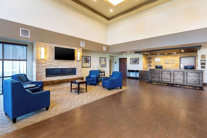 Hotel Interior 11 of 30