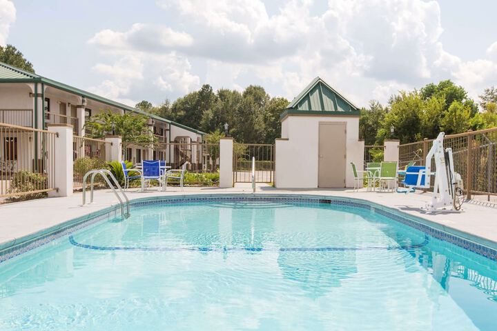 Pool 2 of 21