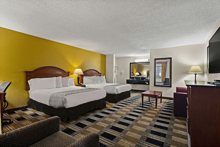 Best Western Windsor Suites