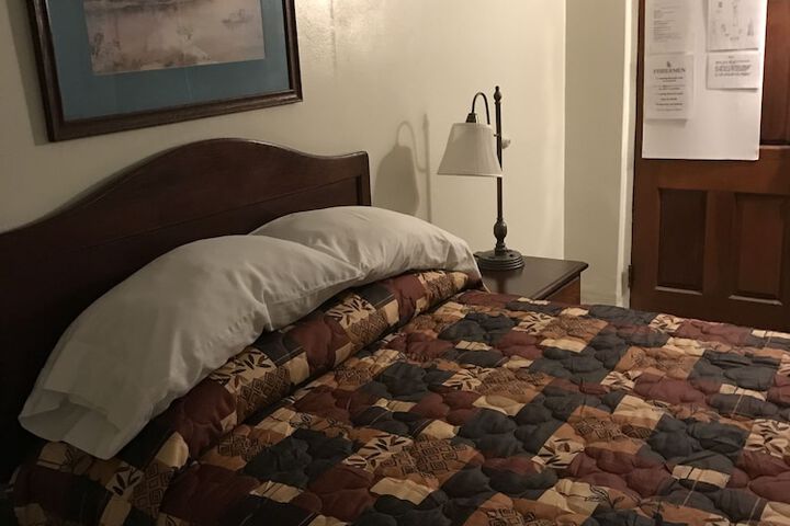 Room 34 of 98